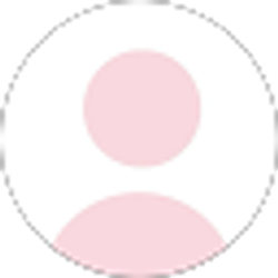 Profile photo of Julie Castaneda