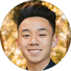 Profile photo of Raymond Zheng