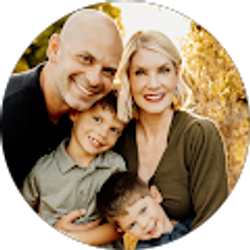 Profile photo of Courtney Mustachi