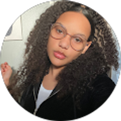 Profile photo of Nina Johnson