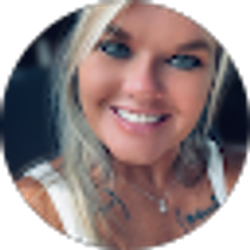Profile photo of Tara Hasty