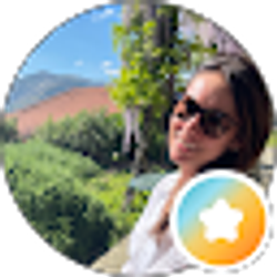 Profile photo of Jennifer Splawski