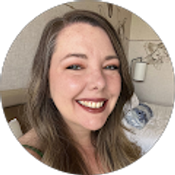 Profile photo of Stephanie Rakers