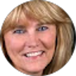 Profile photo of Shelly Upright