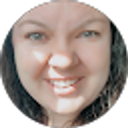 Profile photo of Holly Poremba