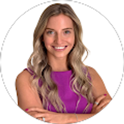 Profile photo of Stephanie Peterson