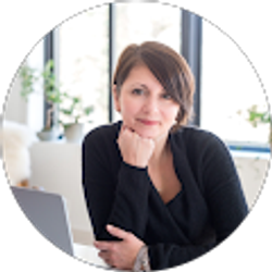 Profile photo of Debi Mitchell