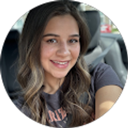 Profile photo of Alex Luna