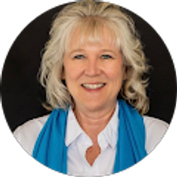 Profile photo of Elizabeth Lovett