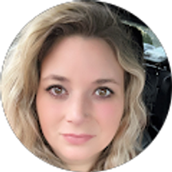 Profile photo of Loralee Fields