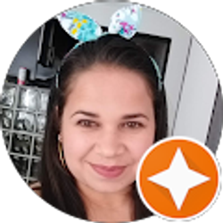 Profile photo of Carolina Castellano