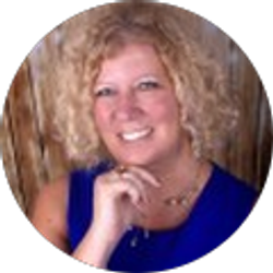 Profile photo of jennifer luzik