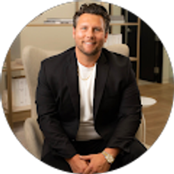 Profile photo of Justin Hamilton