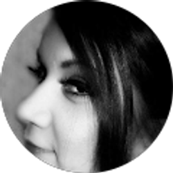 Profile photo of Bess Thomas