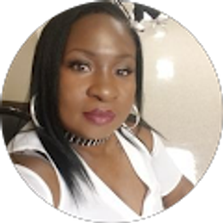 Profile photo of Carolyn Morris