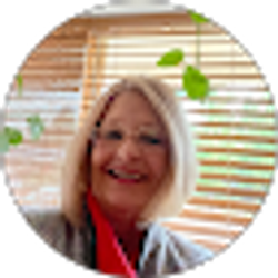 Profile photo of Sharon Elliott