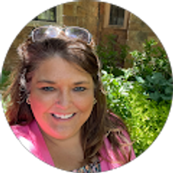 Profile photo of Carissa Curran