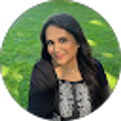 Profile photo of Aisha Javed