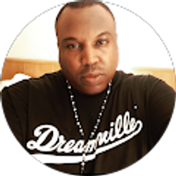 Profile photo of Stacy Washington