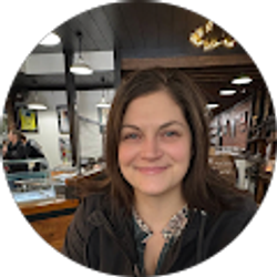 Profile photo of Stefanie Hanks