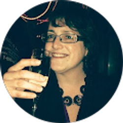 Profile photo of Lisa Perkins