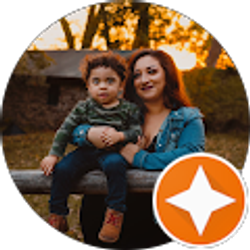 Profile photo of Mariah Flores