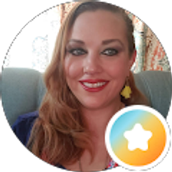 Profile photo of Holly Juip