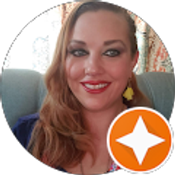 Profile photo of Holly Juip