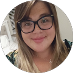 Profile photo of Raquel Hirsch