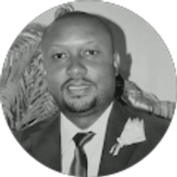 Profile photo of Robert Yufanyi