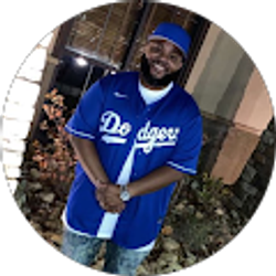 Profile photo of Dino Simmons