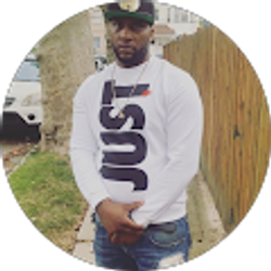 Profile photo of Aaron Espinosa