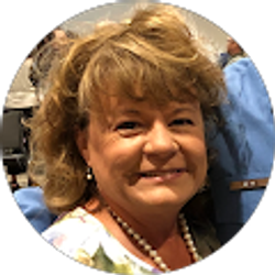 Profile photo of Lisa Blue