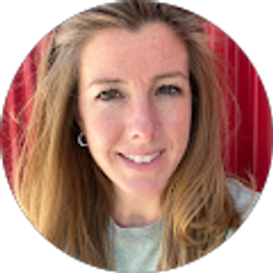 Profile photo of Lindsay Baker