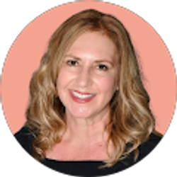 Profile photo of April Scarborough