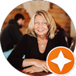 Profile photo of Kris Johnson