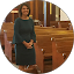 Profile photo of Angie Roseberry