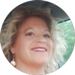 Profile photo of Kym Dopp