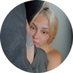 Profile photo of Laura Alejandre