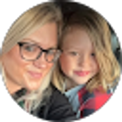 Profile photo of Amanda Deweese