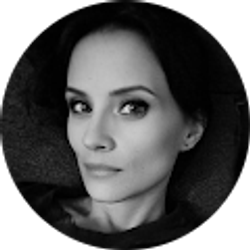 Profile photo of Amanda Roberts