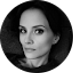 Profile photo of Amanda Roberts