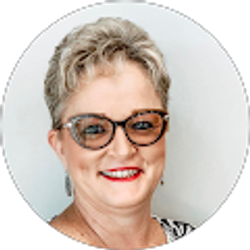 Profile photo of Donna Arevalo