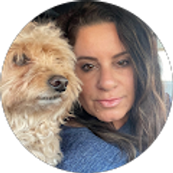 Profile photo of Michelle Nellesen