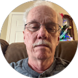 Profile photo of Dennis Vann