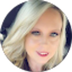 Profile photo of Stacey Huitt