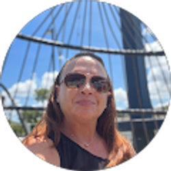 Profile photo of Tina Perry