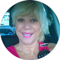 Profile photo of Dawn Dyar