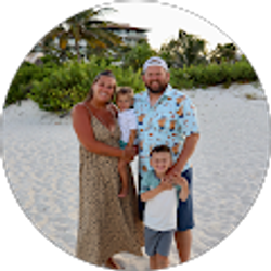 Profile photo of Lauren Gazzam