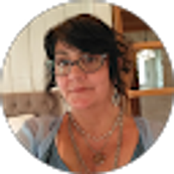 Profile photo of Michelle Flynn